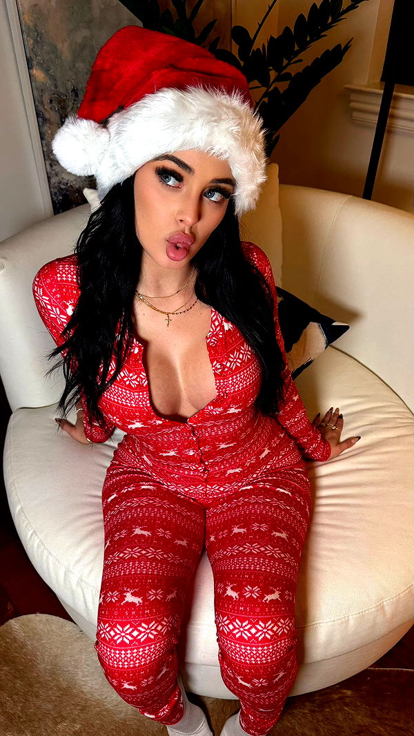 camilla_classy image ~ Altpins