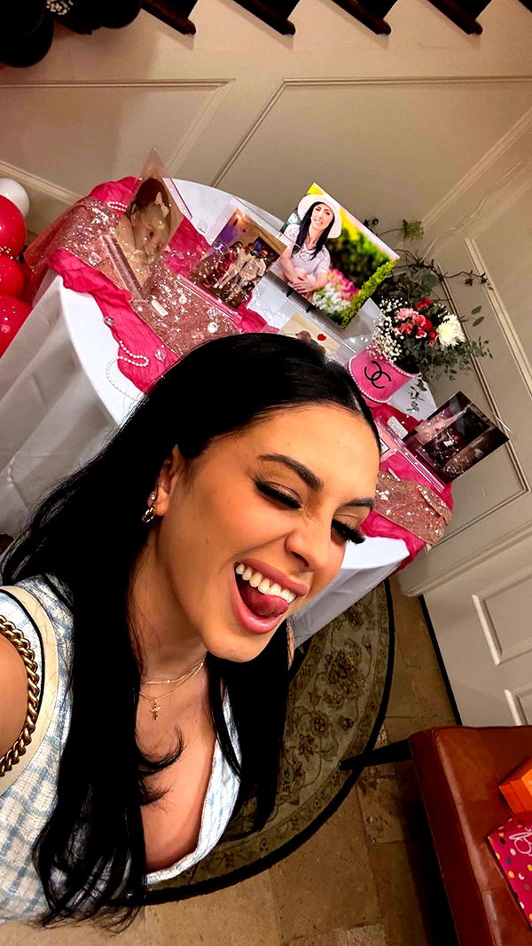 camilla_classy image ~ Altpins