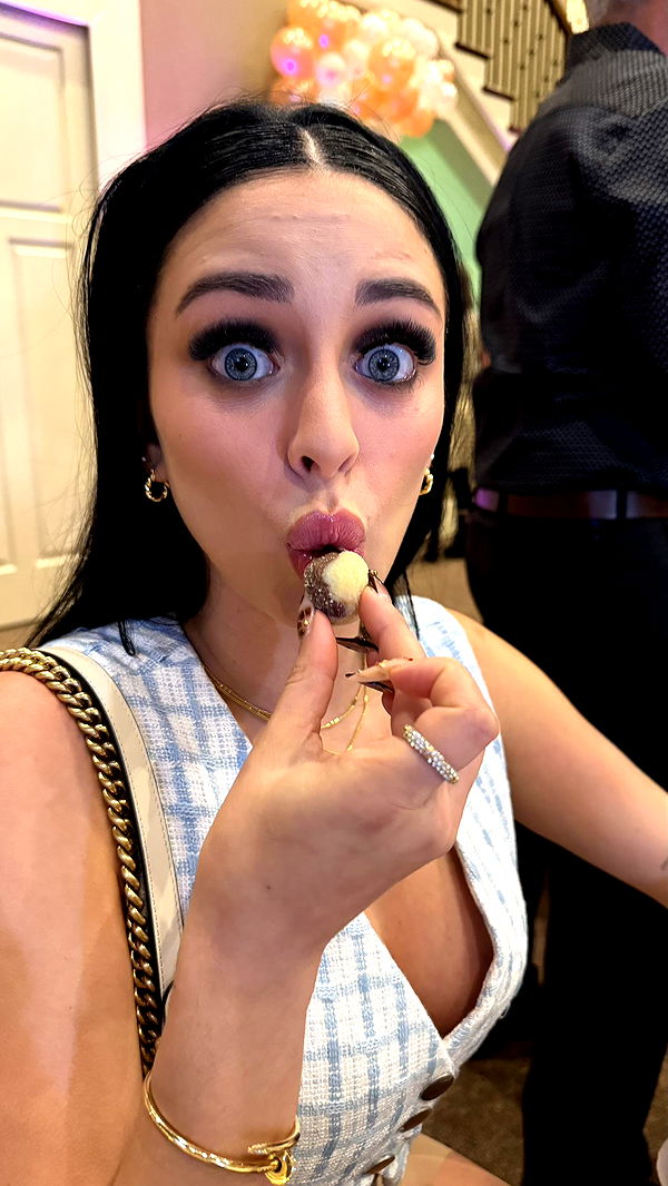 camilla_classy image ~ Altpins