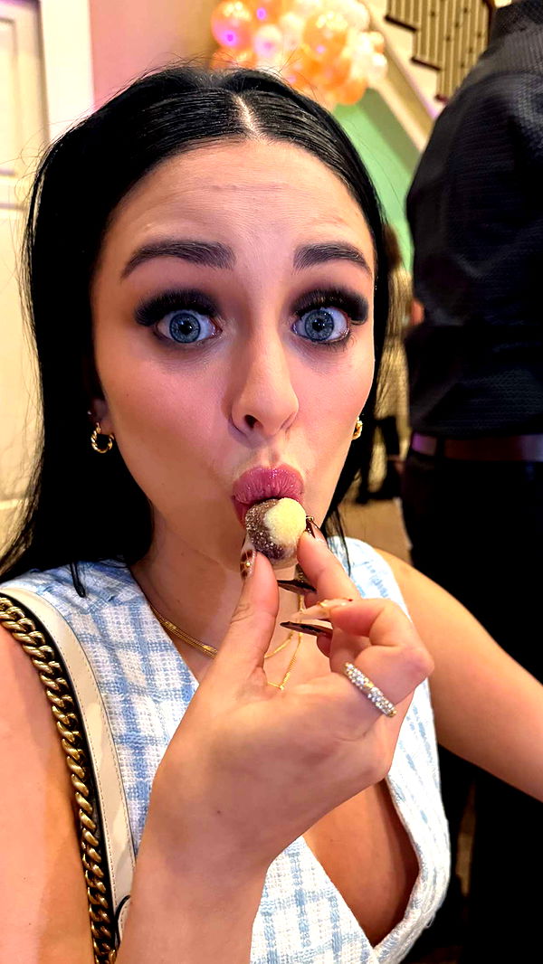 camilla_classy image ~ Altpins