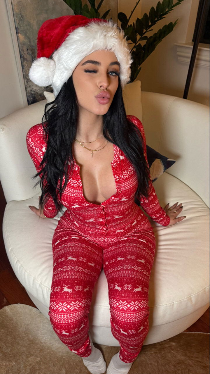 camilla_classy snapchat image archive image