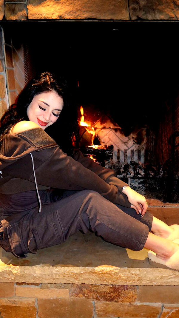 camilla_classy image ~ Altpins