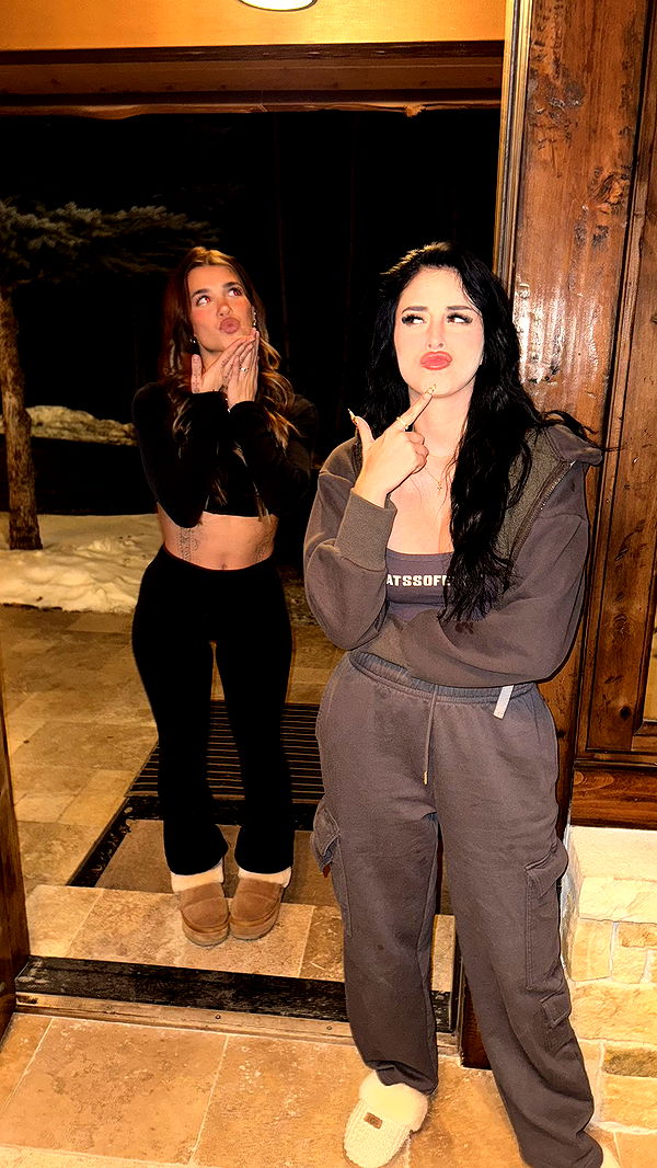 camilla_classy image ~ Altpins