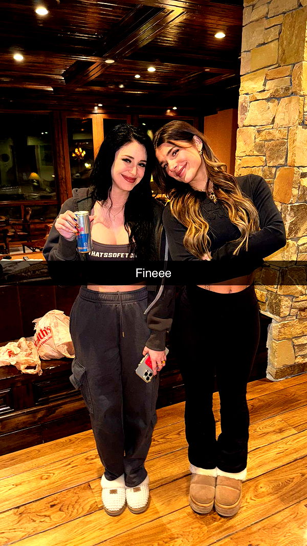 camilla_classy image ~ Altpins