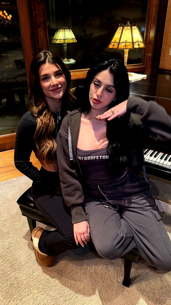 camilla_classy image ~ Altpins