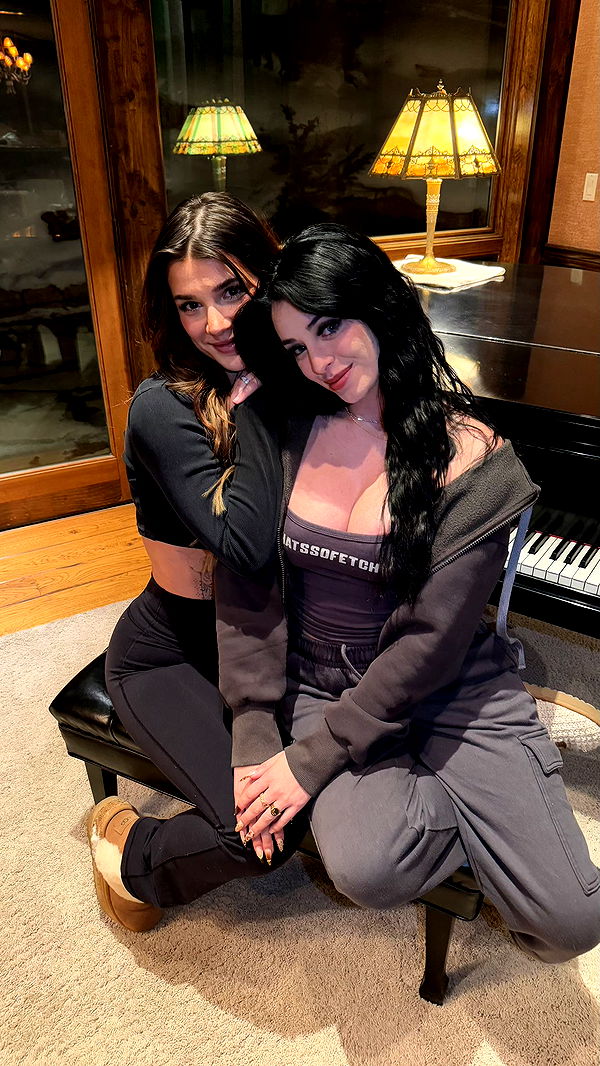 camilla_classy image ~ Altpins