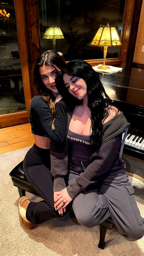 camilla_classy image ~ Altpins