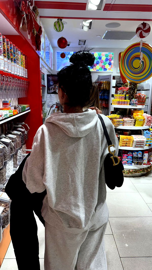 camilla_classy image ~ Altpins