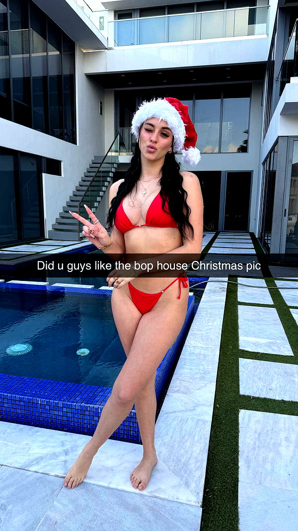 camilla_classy image ~ Altpins