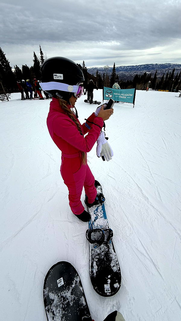 camilla_classy image ~ Altpins