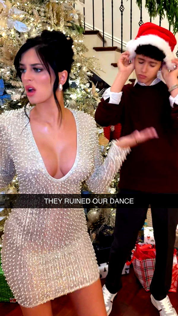 camilla_classy image ~ Altpins