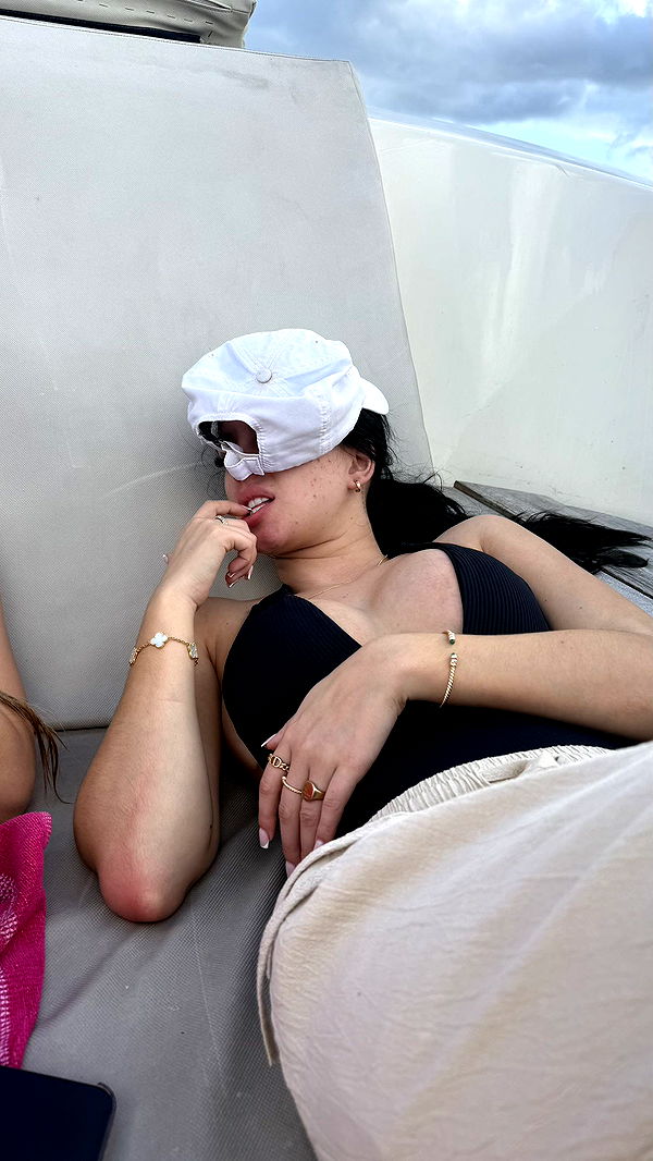 camilla_classy image ~ Altpins