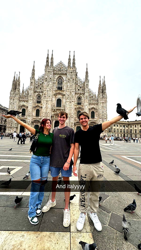 camilla_classy image ~ Altpins