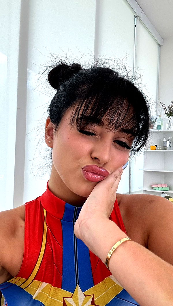 camilla_classy image ~ Altpins