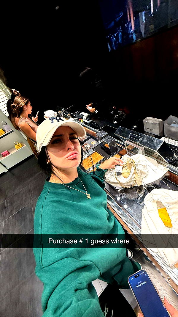 camilla_classy image ~ Altpins