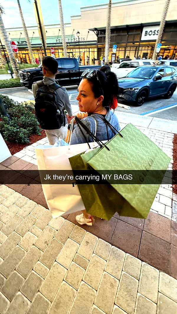 camilla_classy image ~ Altpins