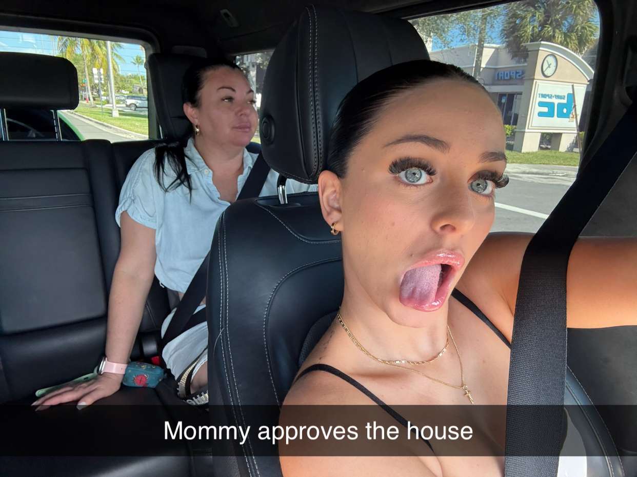 camilla_classy snapchat image archive image