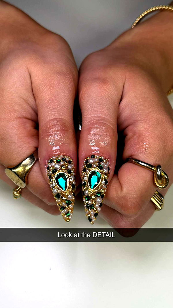 camilla_classy image ~ Altpins