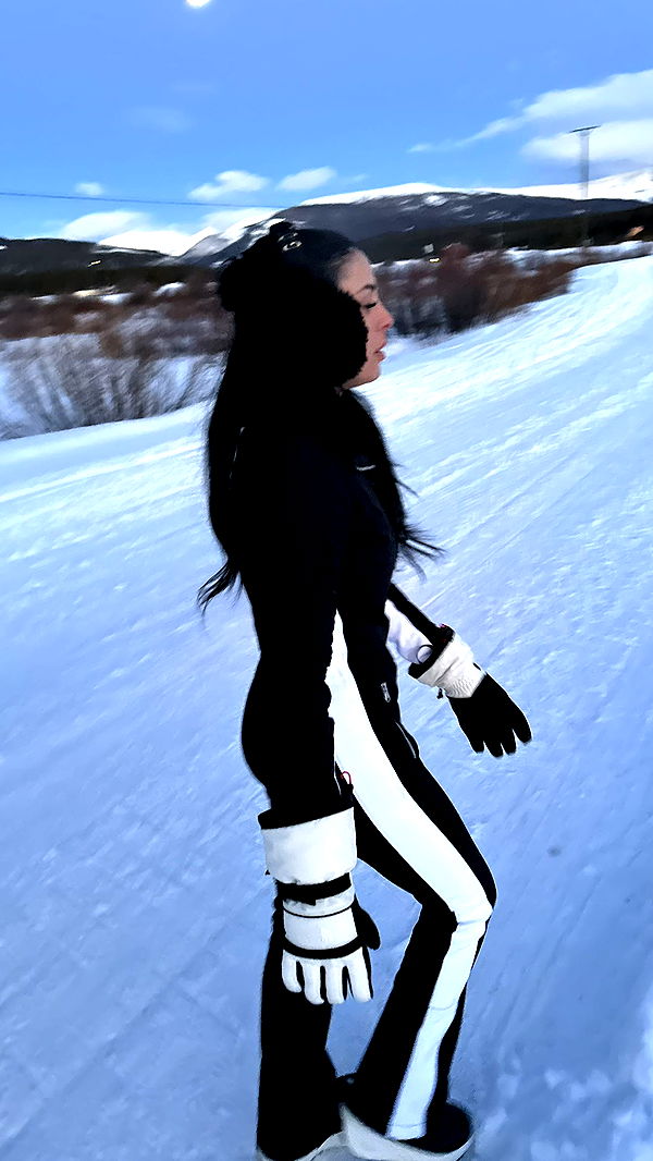 camilla_classy image ~ Altpins