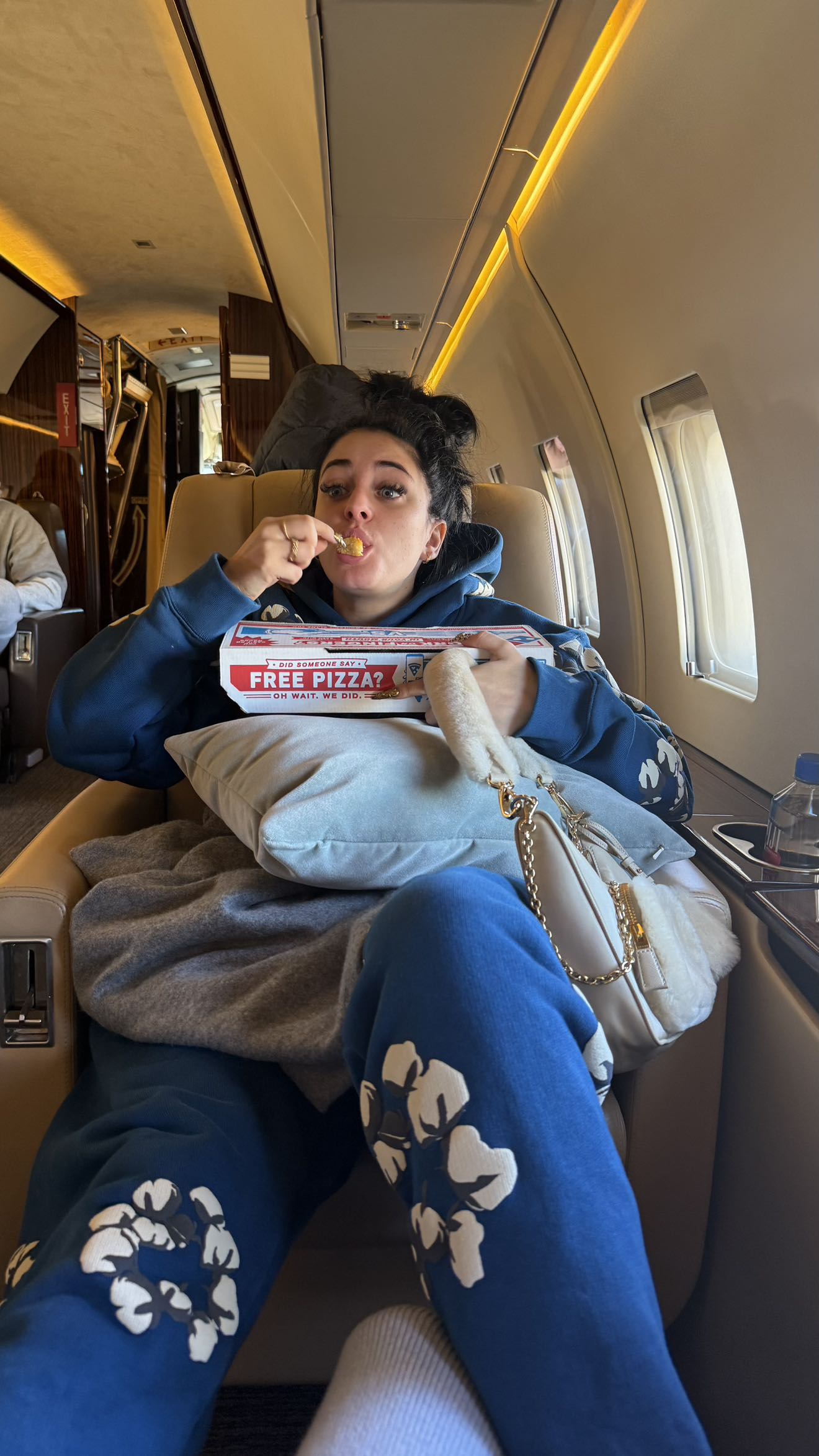 camilla_classy snapchat image archive image