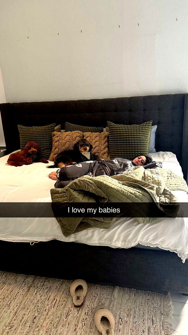 camilla_classy image ~ Altpins