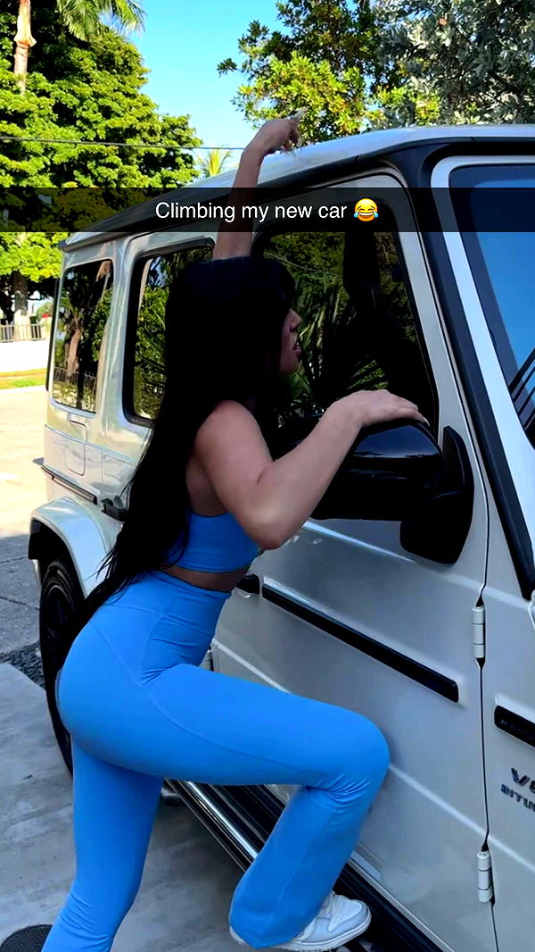 camilla_classy image ~ Altpins