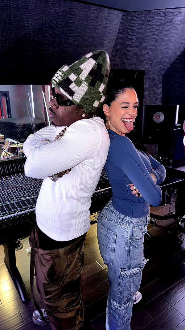 camilla_classy image ~ Altpins