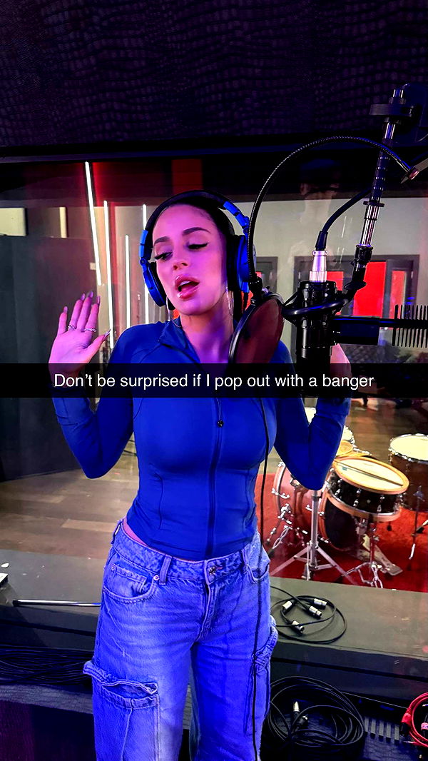 camilla_classy image ~ Altpins