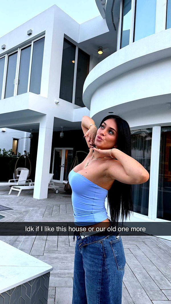 camilla_classy image ~ Altpins