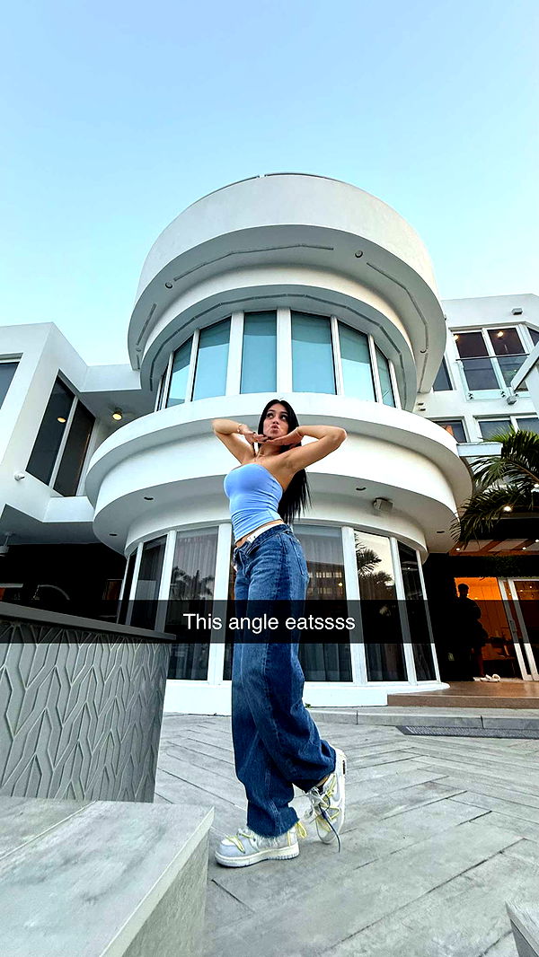 camilla_classy image ~ Altpins