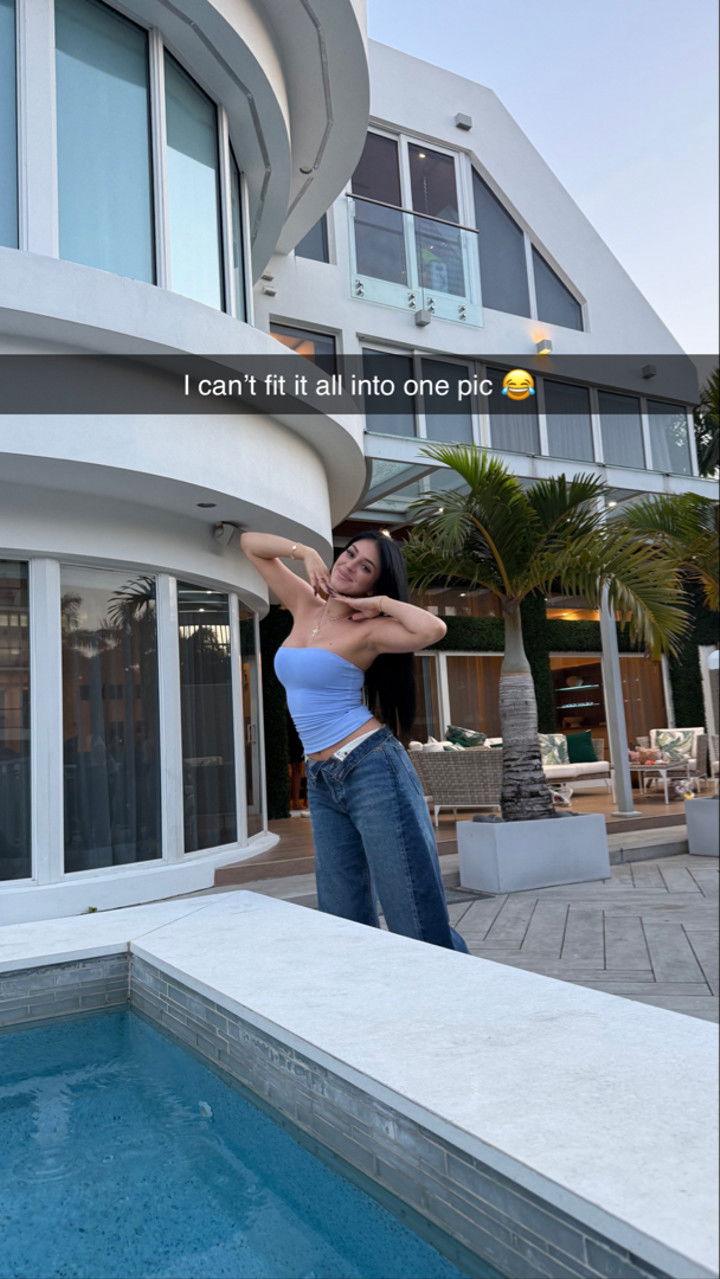 camilla_classy snapchat image archive image