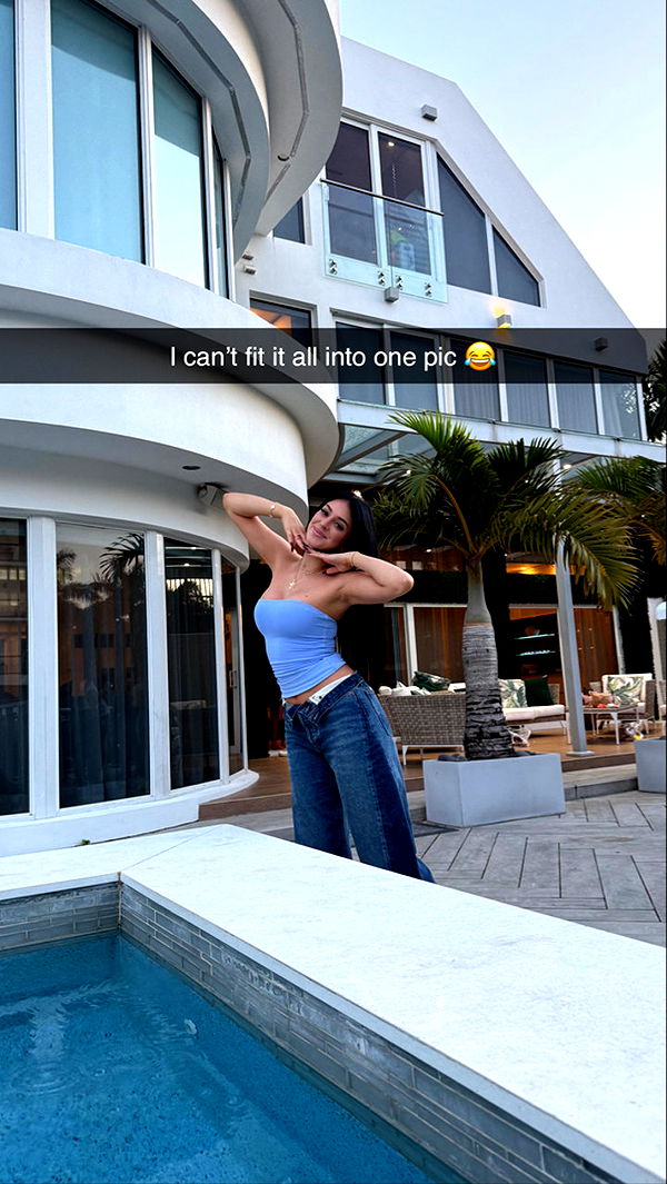 camilla_classy image ~ Altpins