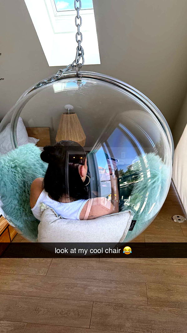 camilla_classy image ~ Altpins