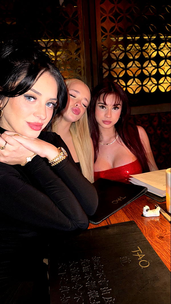 camilla_classy image ~ Altpins