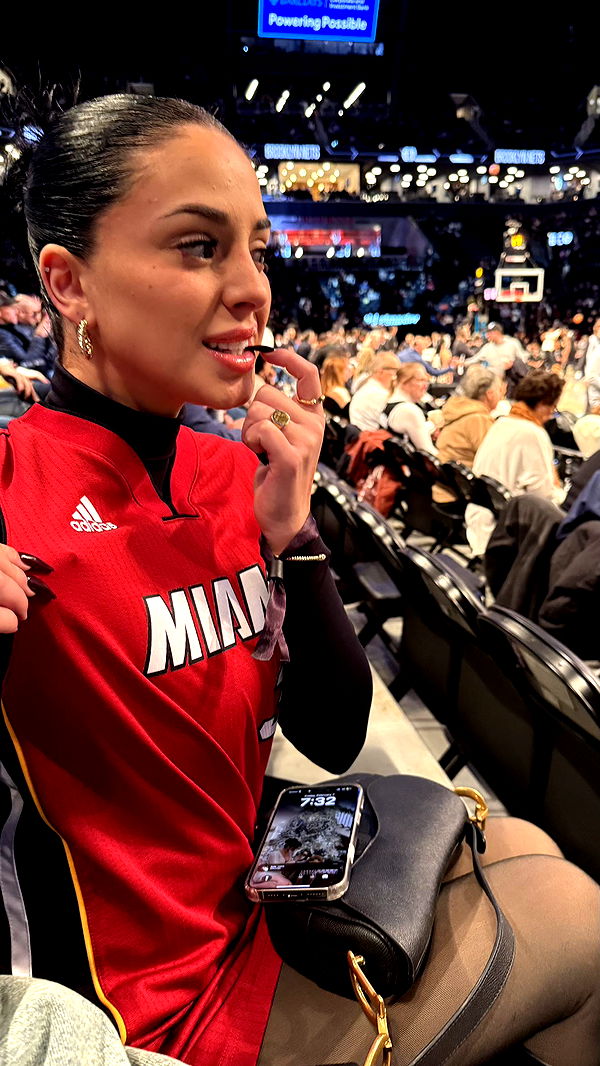 camilla_classy image ~ Altpins