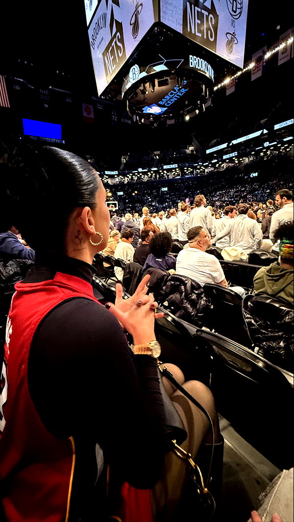 camilla_classy image ~ Altpins