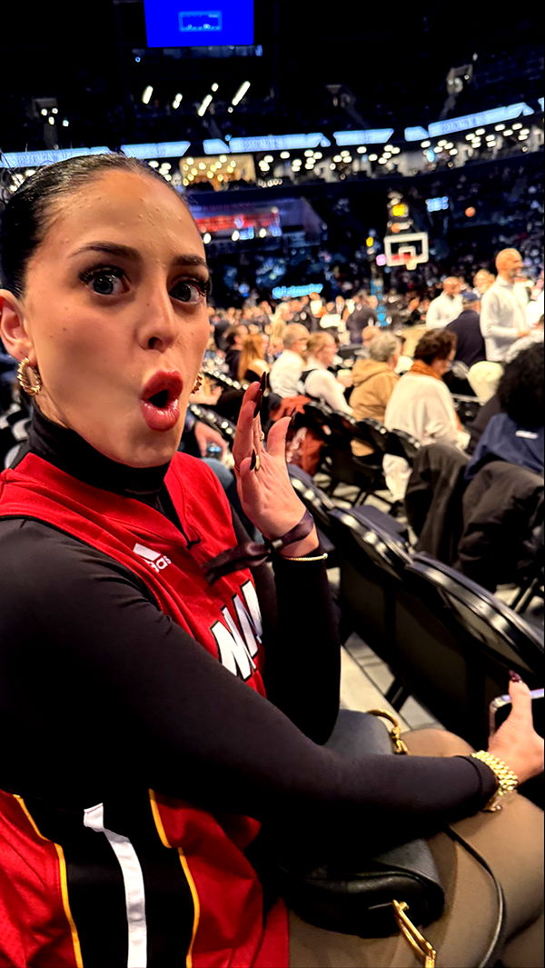 camilla_classy image ~ Altpins