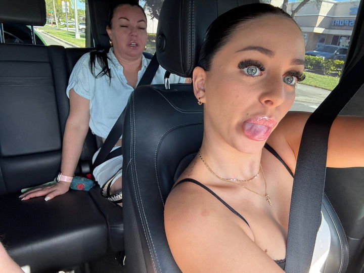 camilla_classy snapchat image archive image