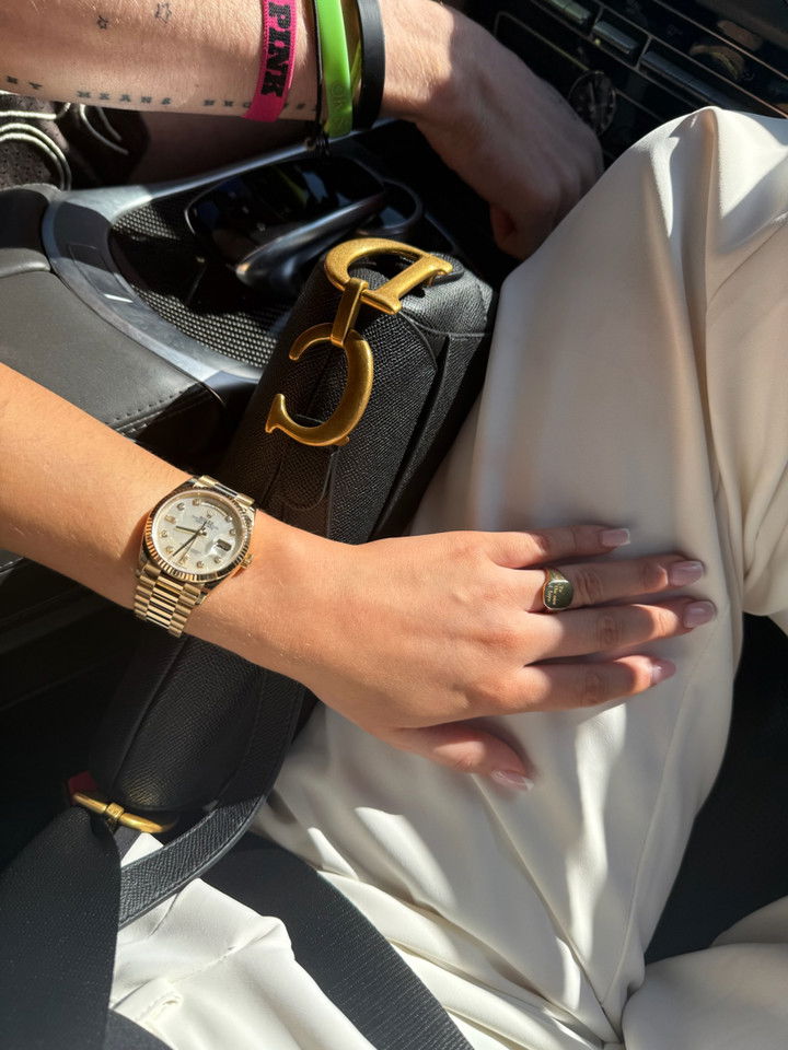 camilla_classy snapchat image archive image