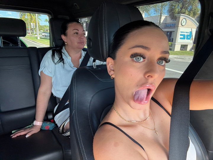 camilla_classy snapchat image archive image