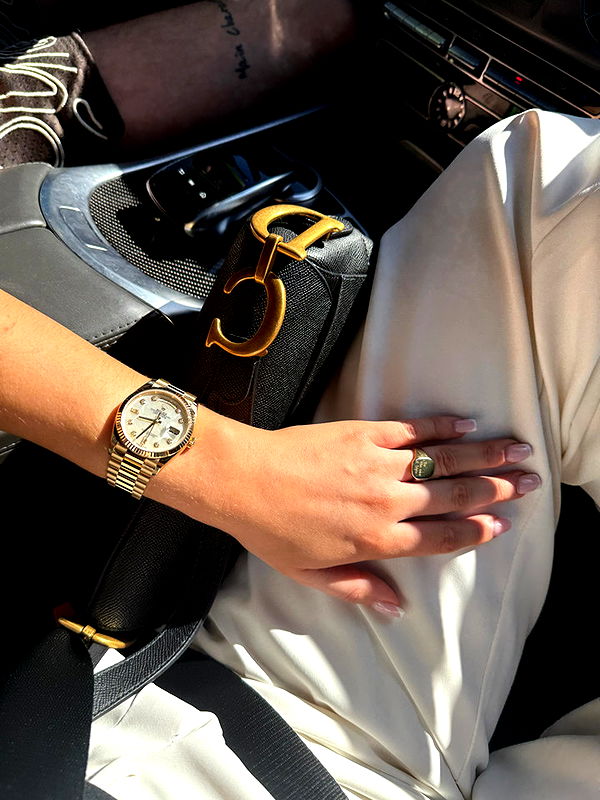 camilla_classy image ~ Altpins