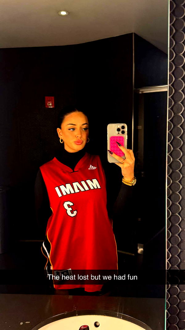 camilla_classy image ~ Altpins