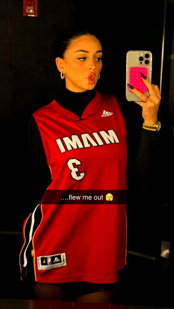 camilla_classy image ~ Altpins