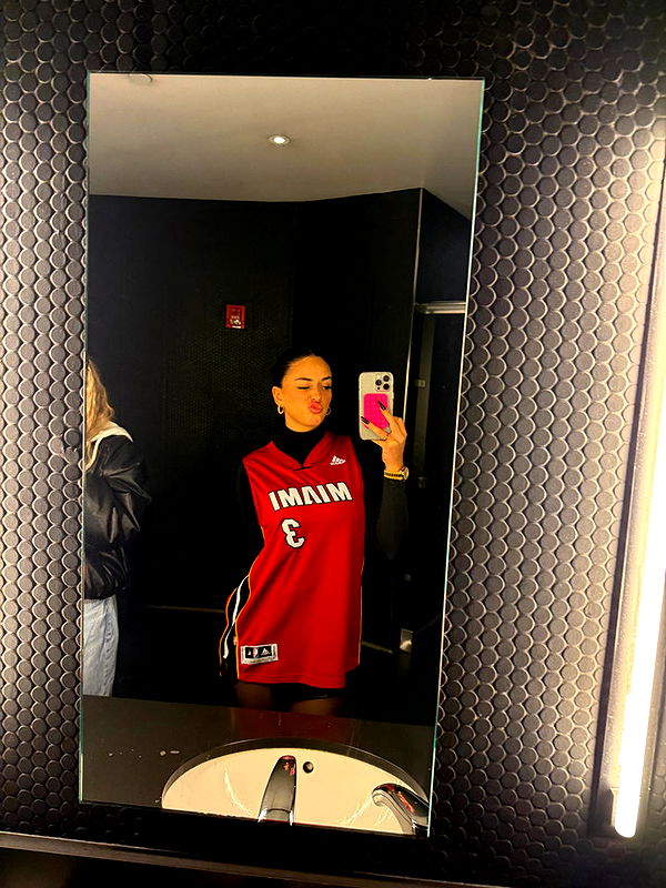 camilla_classy image ~ Altpins