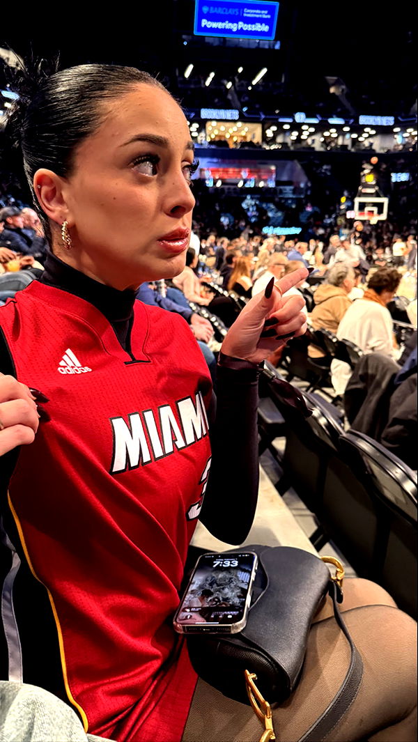 camilla_classy image ~ Altpins