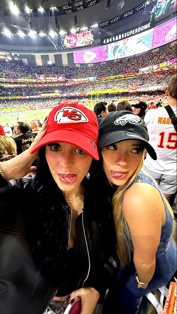 camilla_classy image ~ Altpins