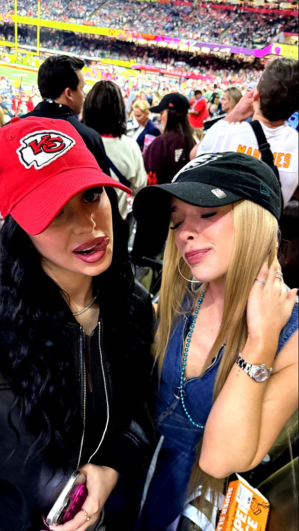 camilla_classy image ~ Altpins