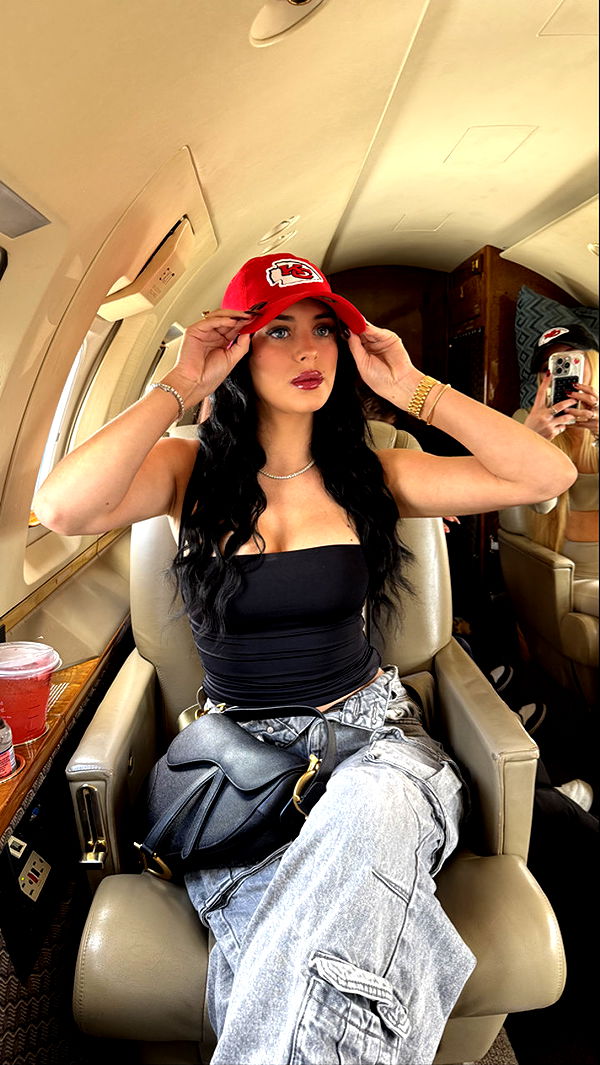 camilla_classy image ~ Altpins