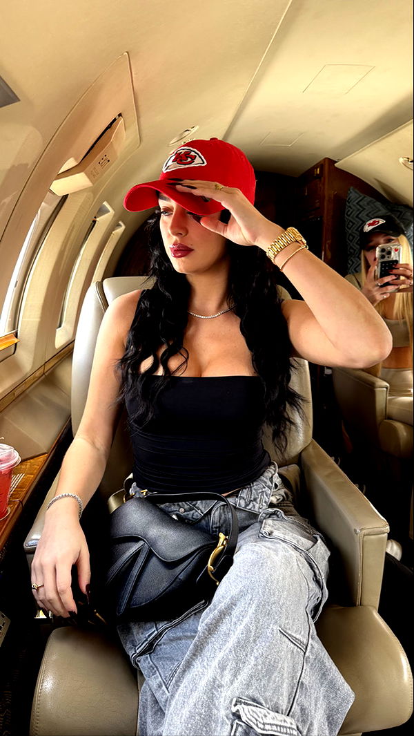 camilla_classy image ~ Altpins