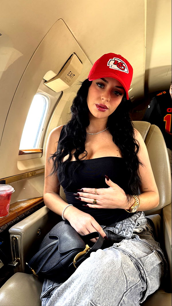 camilla_classy image ~ Altpins